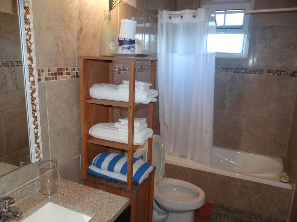 Rollezz Villas Beach Resort Old Bight Dış mekan fotoğraf