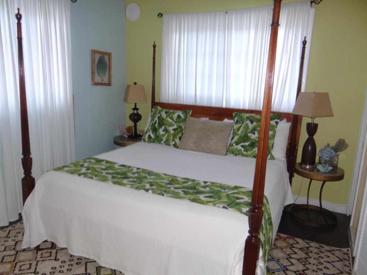 Rollezz Villas Beach Resort Old Bight Dış mekan fotoğraf