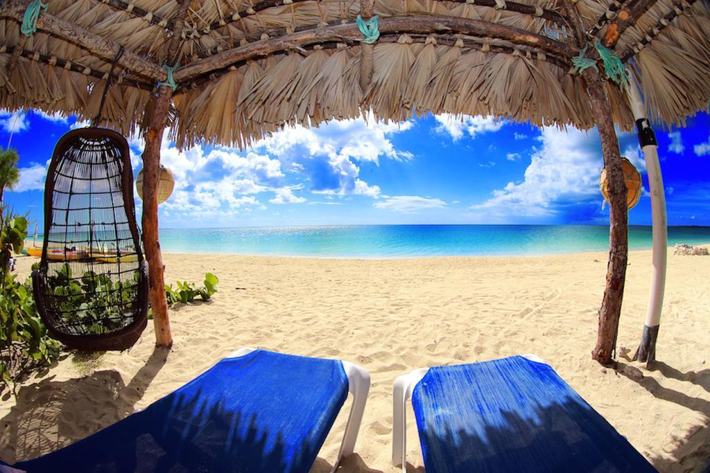 Rollezz Villas Beach Resort Old Bight Dış mekan fotoğraf
